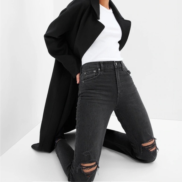 High Rise Cheeky Straight Jeans - Picture 3 of 11